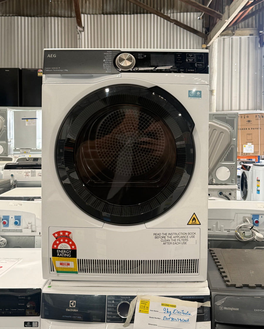 Factory second AEG 9kg 8000 Series Heat Pump Dryer with 3DScan Model: T859M6OBC - Second Hand Appliances Geebung