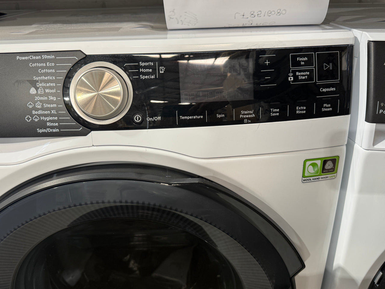 Factory second AEG LF8516O8O 10kg Front Load Washing Machine - Second Hand Appliances Geebung
