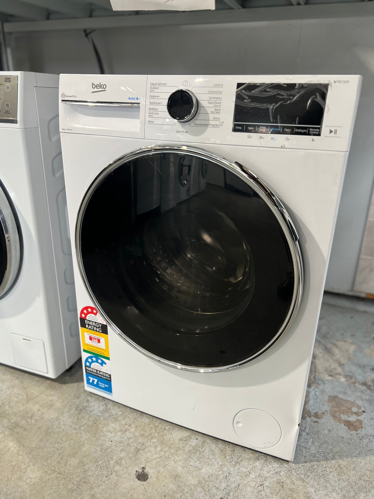 Beko 9kg front loader washing machine BFLB902ADW front 