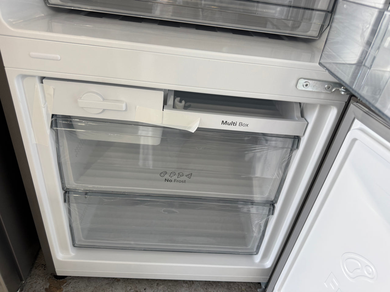 Buy Factory second/Carton damaged Hisense 417L PureFlat Bottom Mount Refrigerator – HRBM418S (Silver) |  | [product_variant] | Second Hand Appliances Geebung Brisbane