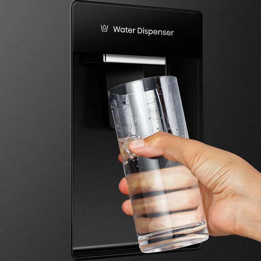 Factory second/Carton damaged Hisense 541L PureFlat Side by Side Fridge with Non-Plumbed Water Dispenser – Black Model: HRSBS540BW - Second Hand Appliances Geebung