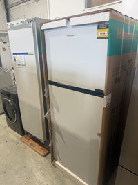 Thumbnail for Factory second/ Carton damaged Hisense HRTF424 424L Top Mount Refrigerator – White - Second Hand Appliances Geebung