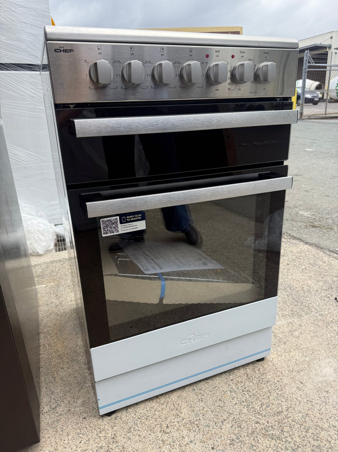 Factory second Chef 54cm Electric Freestanding Cooker – CFE547SBB - Second Hand Appliances Geebung
