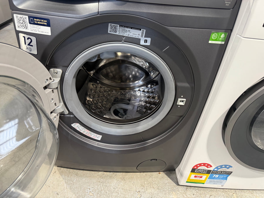 Factory second Electrolux 12 kg UltimateCare 900 Front Load Washing Machine – Model: EWF1242R9SC (Dark Onyx) - Second Hand Appliances Geebung