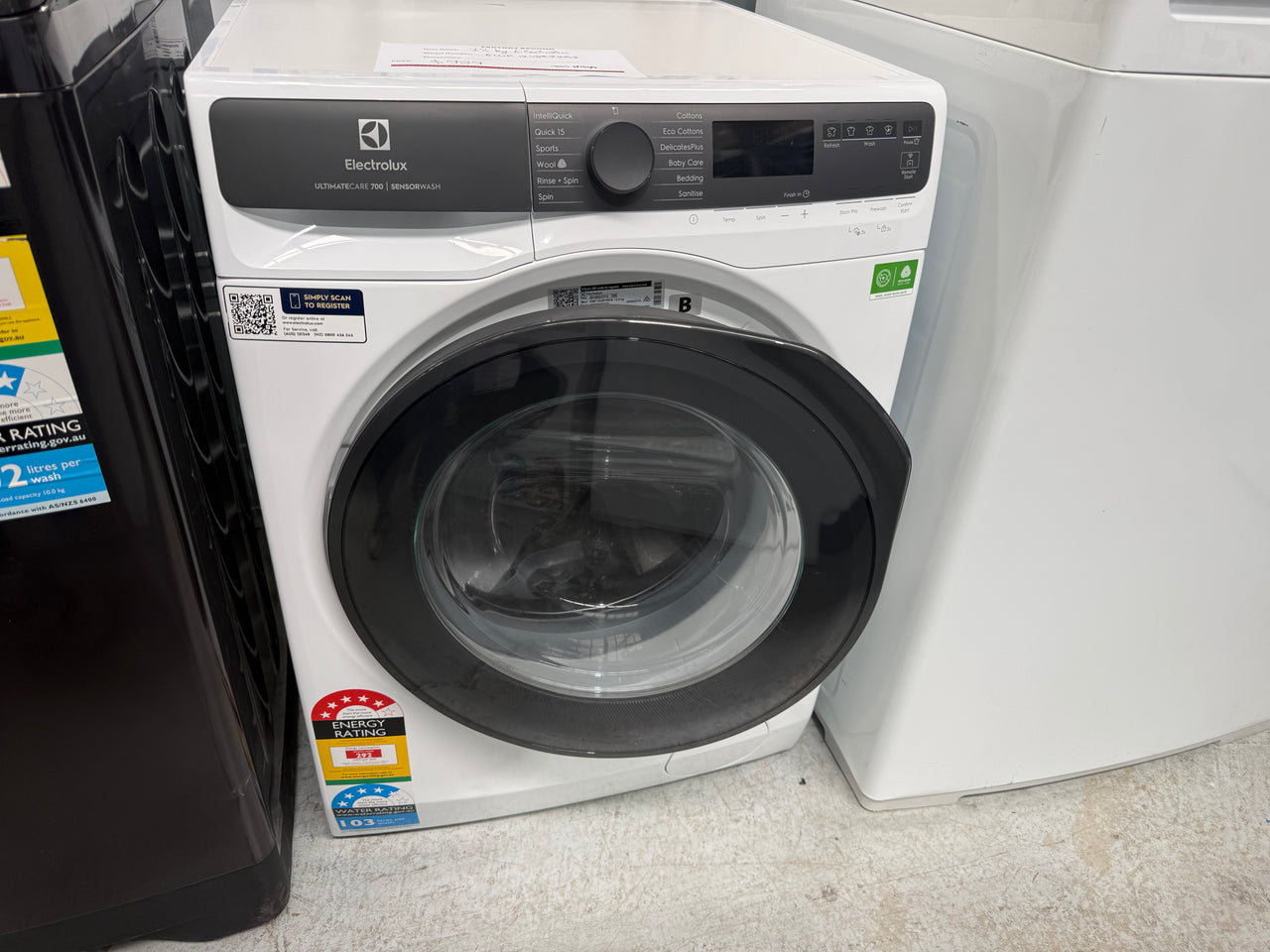 Factory second Electrolux 12kg UltimateCare 700 Front Load Washing Machine – EWF1243R7WCS - Second Hand Appliances Geebung