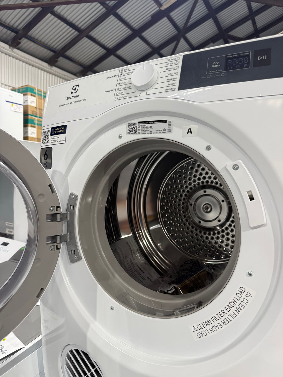 Factory second Electrolux 300 Series 6 kg Vented Dryer – EDV605H3WC(NAT) - Second Hand Appliances Geebung