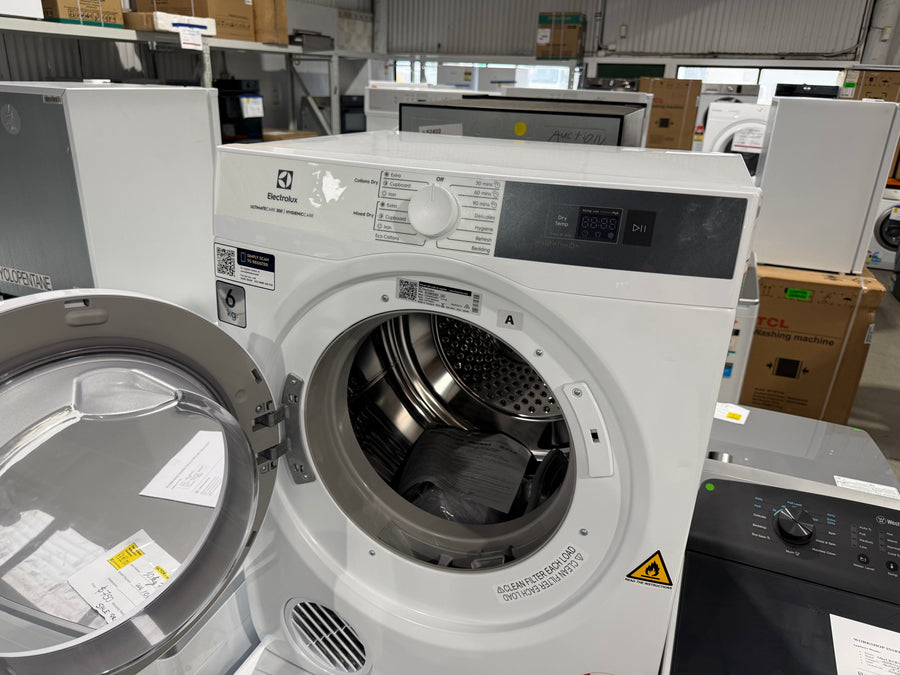 Factory second Electrolux 300 Series 6 kg Vented Dryer – EDV605H3WC(NAT) - Second Hand Appliances Geebung