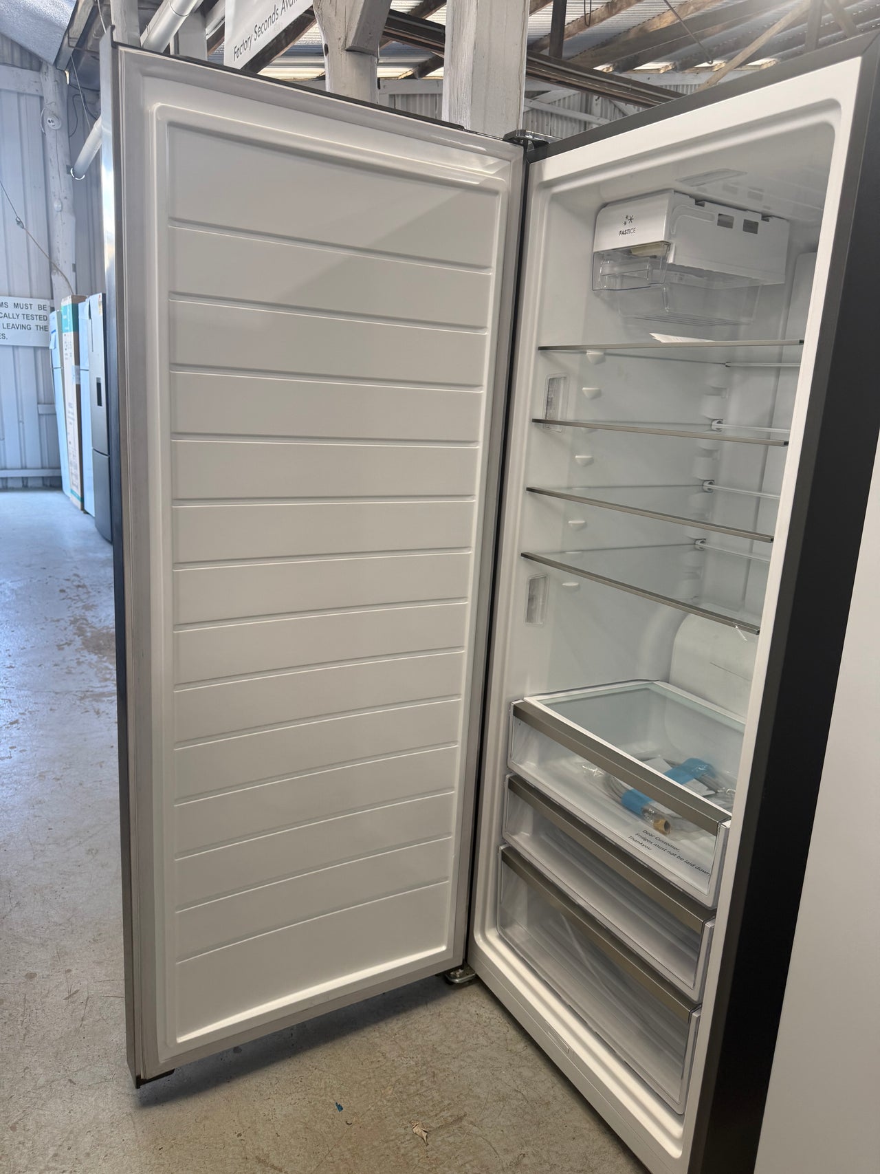 Factory second Electrolux 388L Upright Frost Free Freezer – Stainless Steel Model: EFE4227SC-L - Second Hand Appliances Geebung