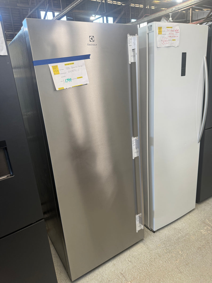 Factory second Electrolux 388L Upright Frost Free Freezer – Stainless Steel Model: EFE4227SC-L - Second Hand Appliances Geebung