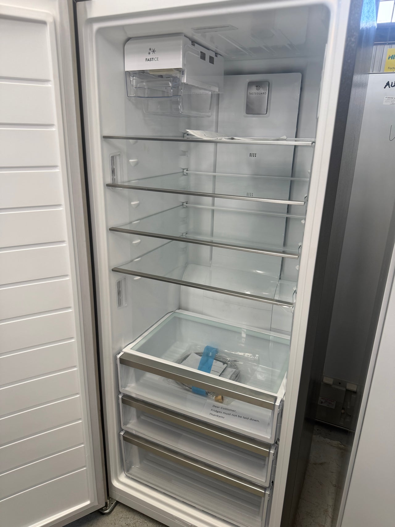 Factory second Electrolux 388L Upright Frost Free Freezer – Stainless Steel Model: EFE4227SC-L - Second Hand Appliances Geebung