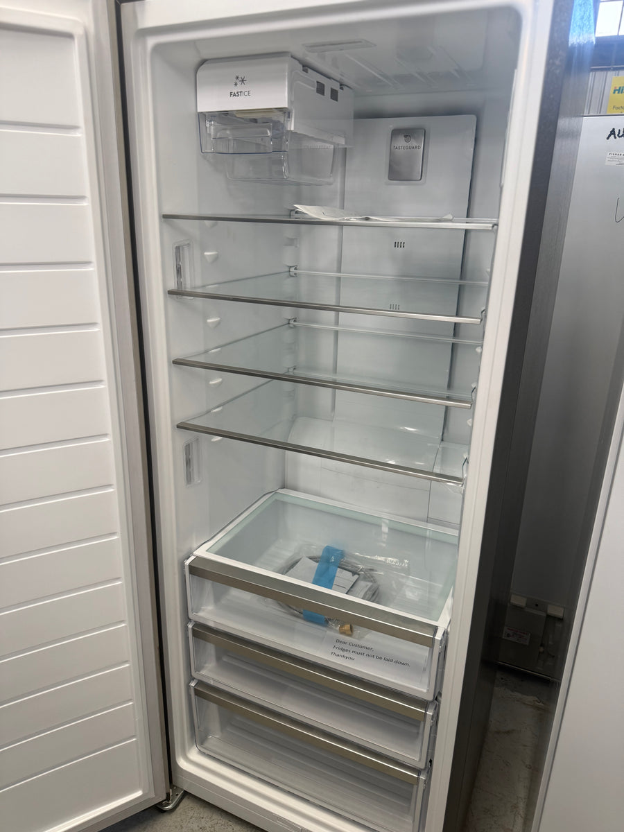 Factory second Electrolux 388L Upright Frost Free Freezer – Stainless Steel Model: EFE4227SC-L - Second Hand Appliances Geebung