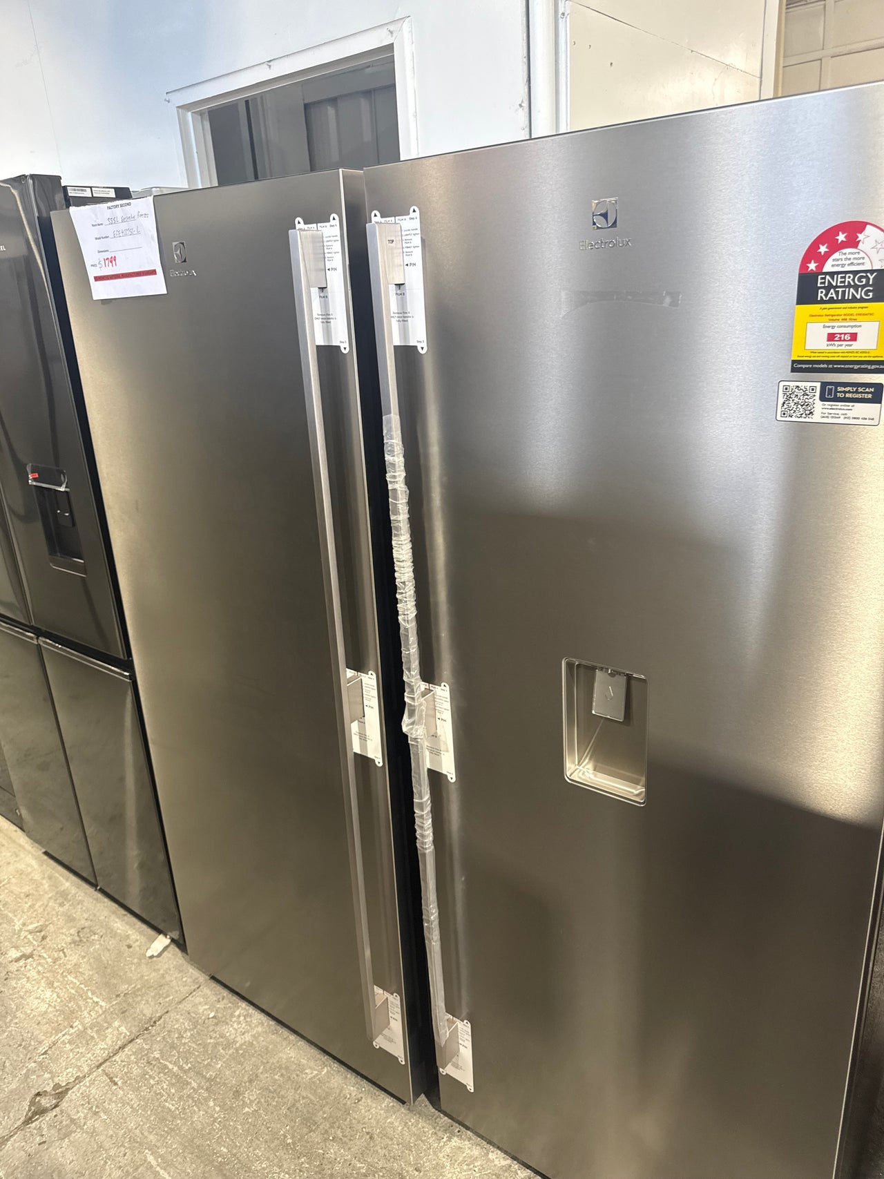 Factory second Electrolux 466L Upright Frost Free All Fridge ERE5047SC-R(NAT) - Second Hand Appliances Geebung