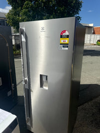 Thumbnail for Factory second Electrolux 466L Upright Frost Free All Fridge ERE5047SC-R(NAT) - Second Hand Appliances Geebung