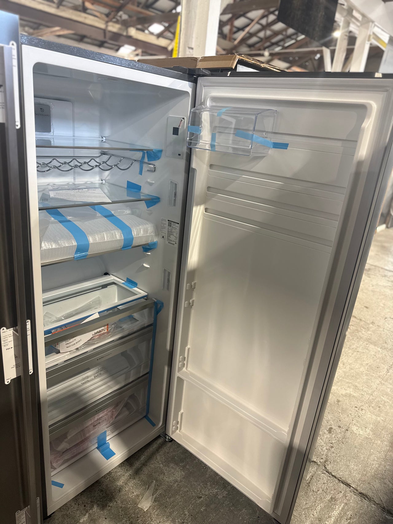 Factory second Electrolux 466L Upright Frost Free All Fridge ERE5047SC-R(NAT) - Second Hand Appliances Geebung