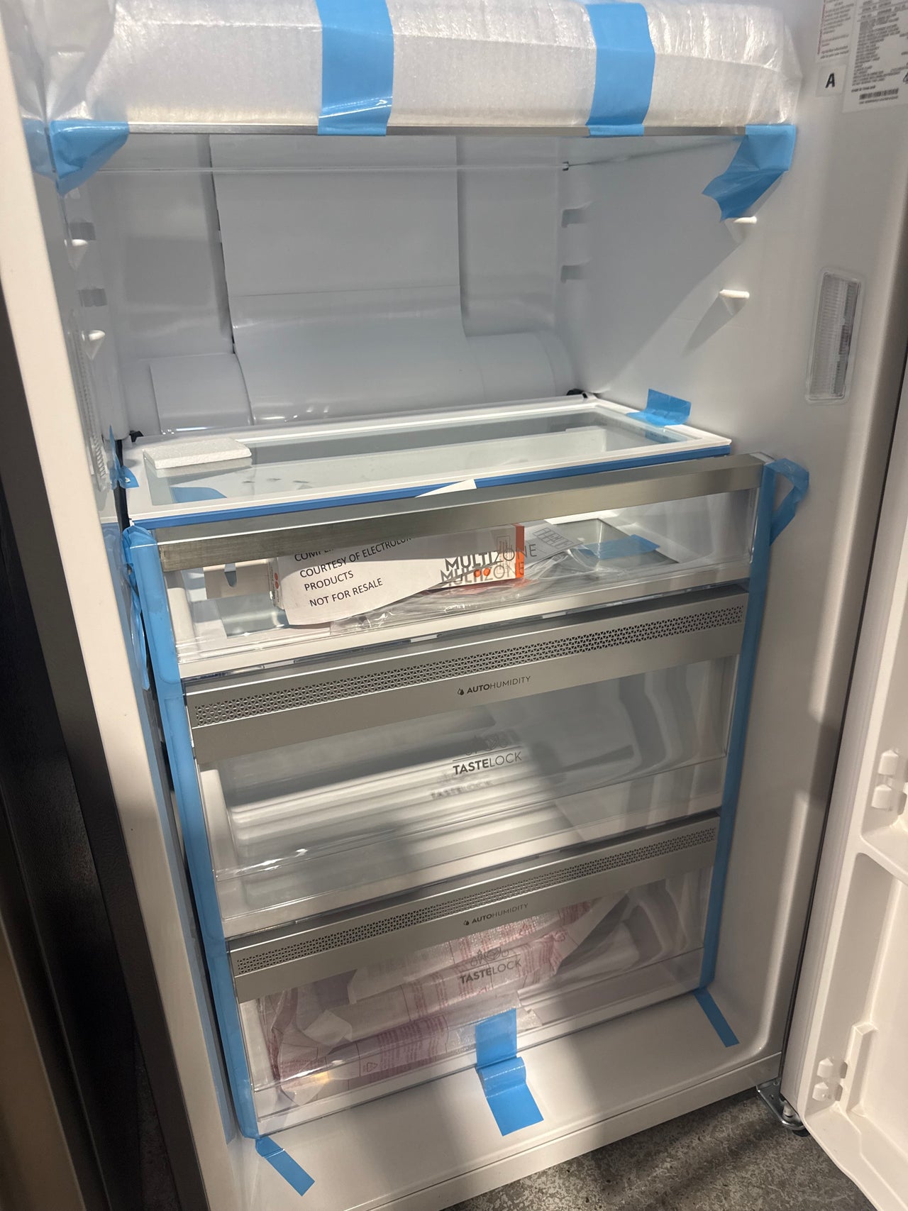 Factory second Electrolux 466L Upright Frost Free All Fridge ERE5047SC-R(NAT) - Second Hand Appliances Geebung