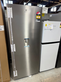 Thumbnail for Factory second Electrolux 466L Upright Frost Free All Fridge ERE5047SC-R(NAT) - Second Hand Appliances Geebung