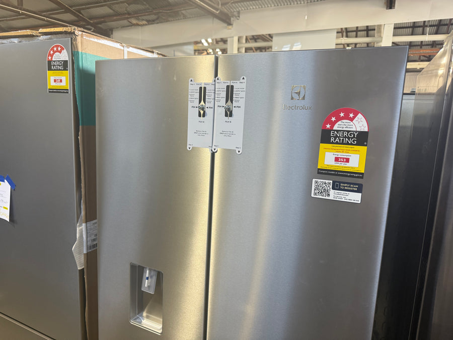 Factory second Electrolux 491L French Door Frost Free Fridge EHE5267SC - Second Hand Appliances Geebung