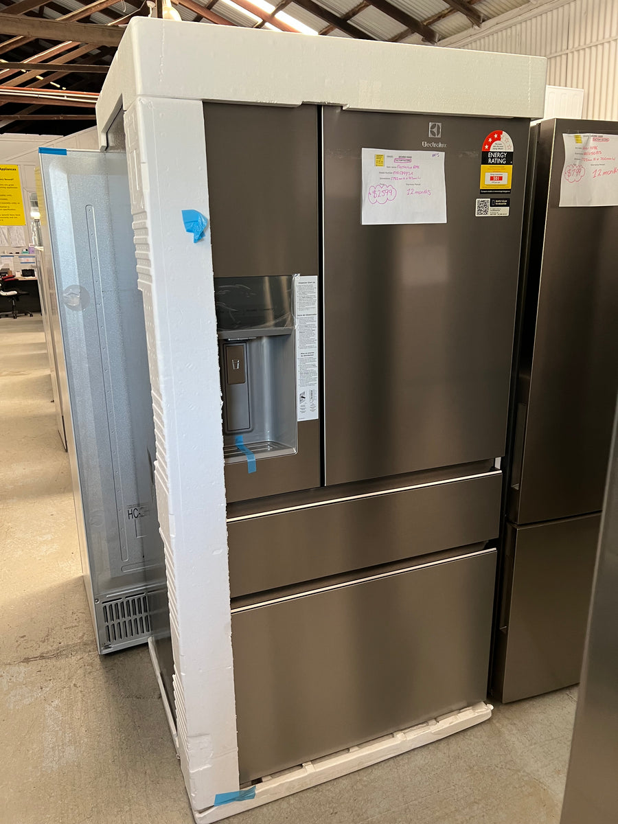 Transportation damaged Electrolux 609L French Door EHE6899sa - Second Hand Appliances Geebung
