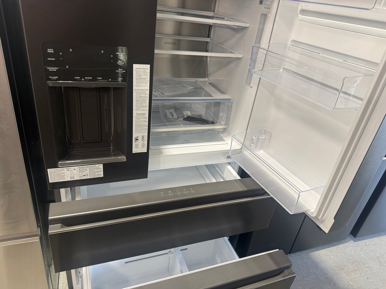 Factory second Electrolux 609L French Door Fridge – EHE6191BB - Second Hand Appliances Geebung