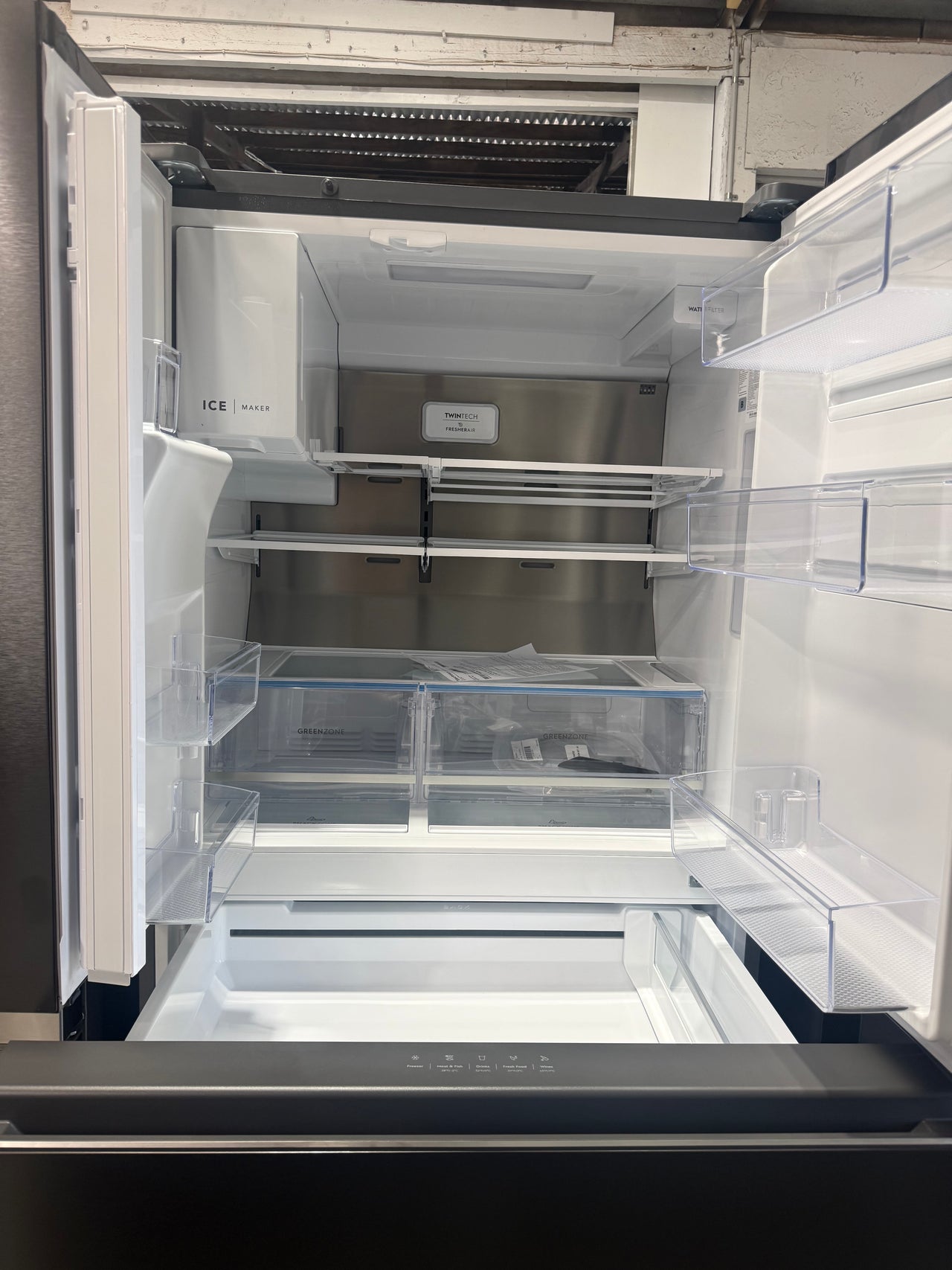 Factory second Electrolux 609L French Door Fridge – EHE6191BB - Second Hand Appliances Geebung