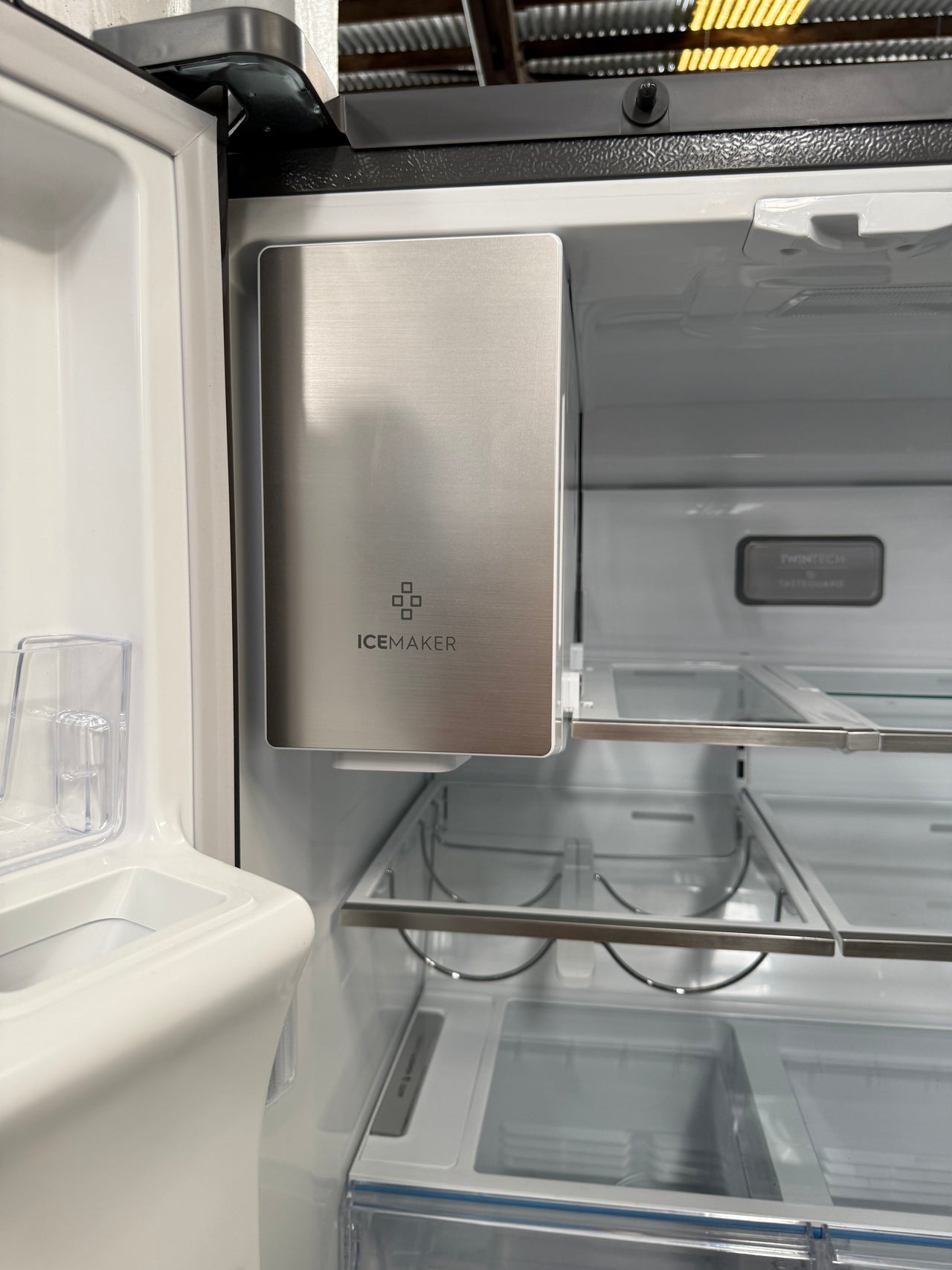 Transportation damaged Electrolux 609L French Door Refrigerator EHE6899BA - Second Hand Appliances Geebung