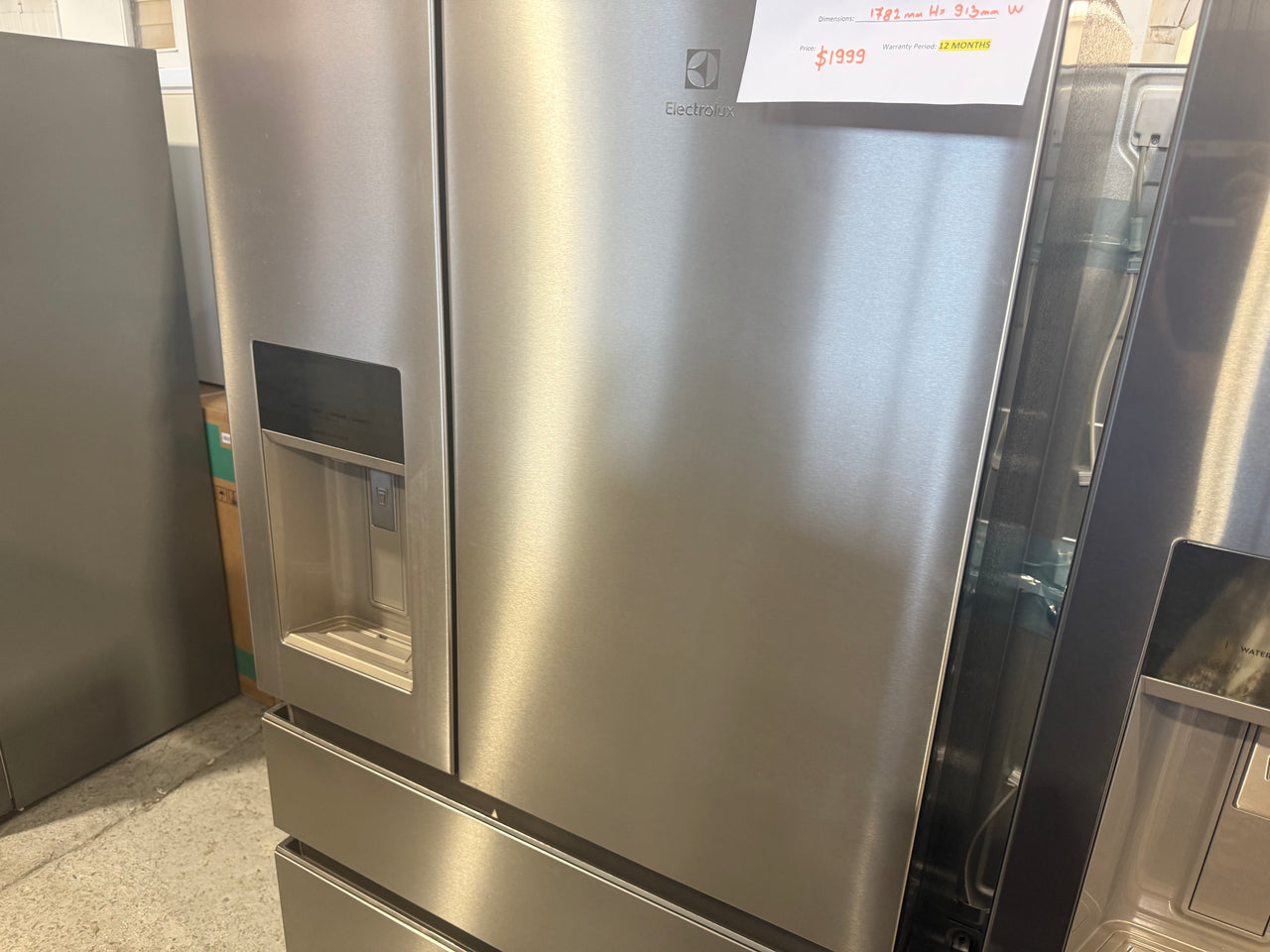 Factory second Electrolux 609L French Door Refrigerator  EHE6899SA - Second Hand Appliances Geebung