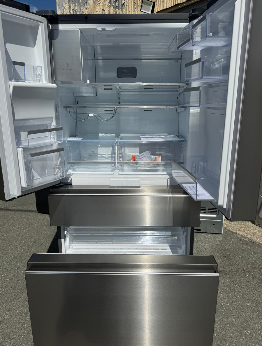 Factory second Electrolux 609L French Door Refrigerator Electrolux EHE6899SA - Second Hand Appliances Geebung
