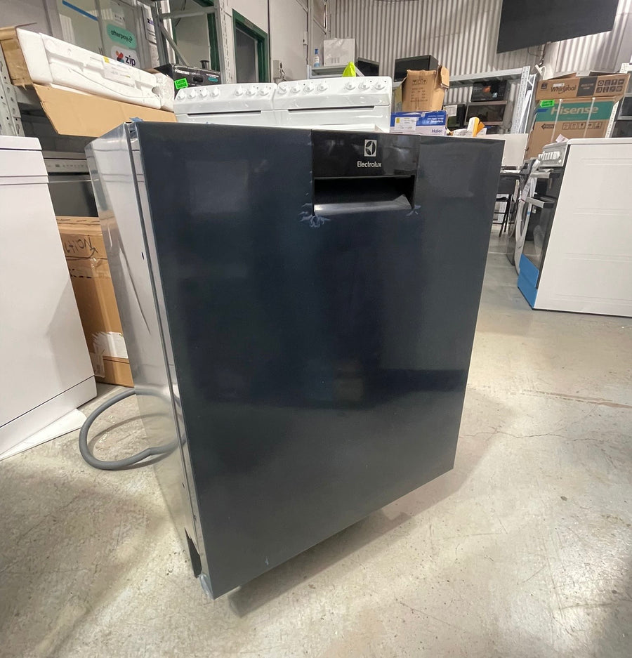 Factory second Electrolux 60cm ComfortLift Built-Under Dishwasher  Model: ESF97400RKX - Second Hand Appliances Geebung