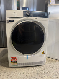 Thumbnail for Factory second Electrolux 8kg Ultimate Care Heat Pump Dryer EDH804U5WB(NAT) - Second Hand Appliances Geebung