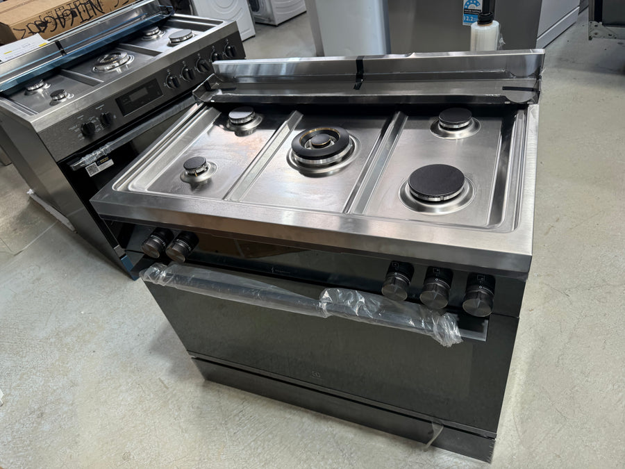 Factory second Electrolux 90cm Dual Fuel Freestanding Cooker – Dark Stainless Steel (EFEP916DSE) - Second Hand Appliances Geebung