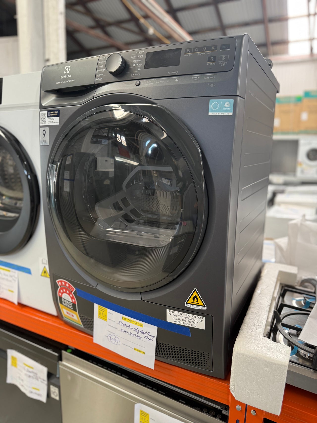 Buy Factory second Electrolux EDH903R7SC 9kg UltimateCare 700 Heat Pump Dryer – Dark Onyx |  | [product_variant] | Second Hand Appliances Geebung Brisbane