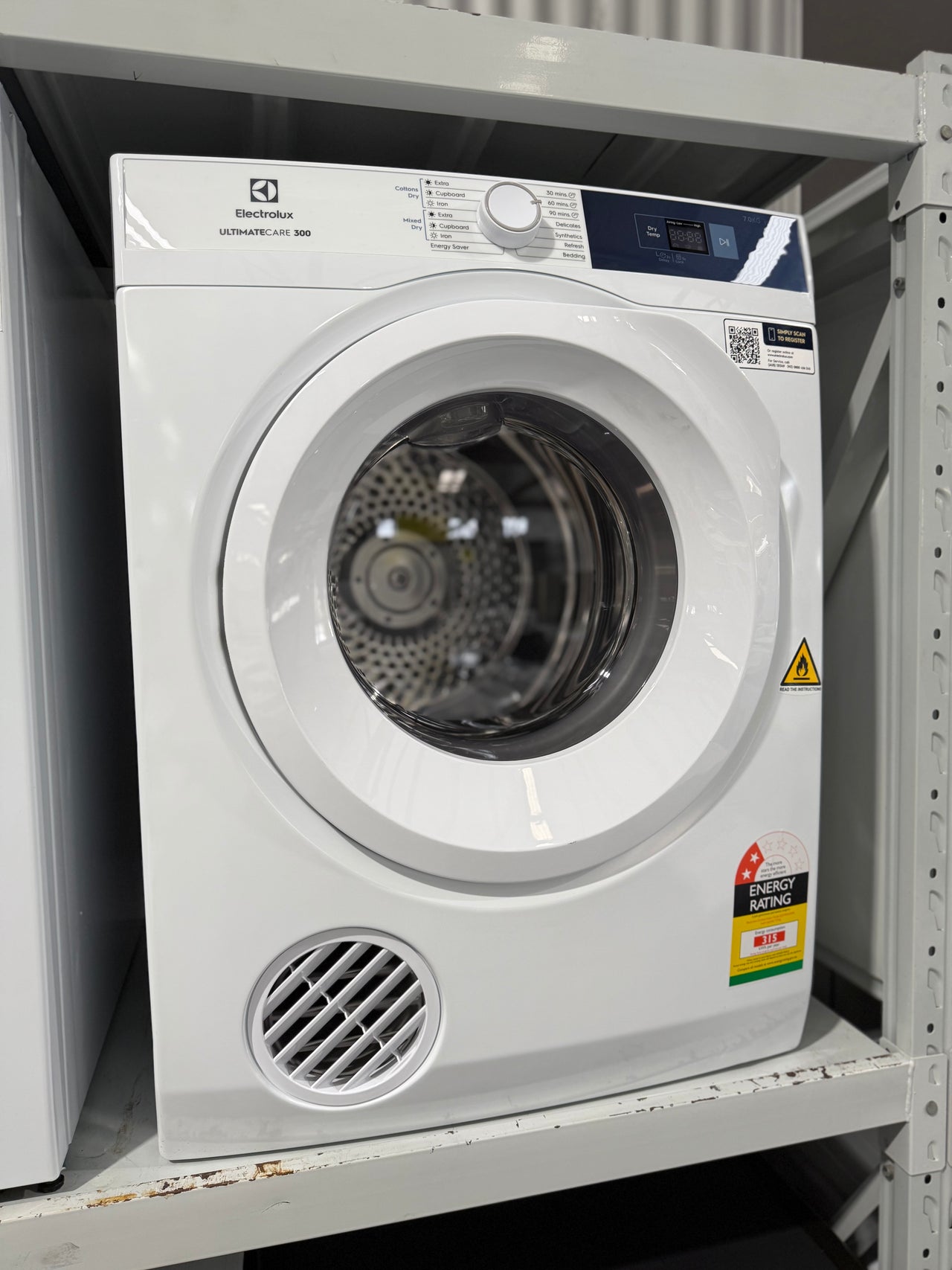 Transportation damaged Electrolux EDV705H3WB 7kg Sensor Dry Vented Dryer - Second Hand Appliances Geebung