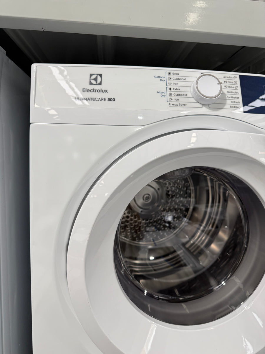 Transportation damaged Electrolux EDV705H3WB 7kg Sensor Dry Vented Dryer - Second Hand Appliances Geebung