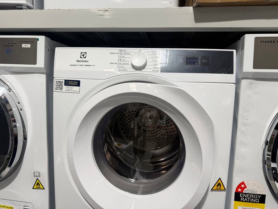 Factory second Electrolux EDV705H3WC 7kg vented tumble dryer(NAT) - Second Hand Appliances Geebung