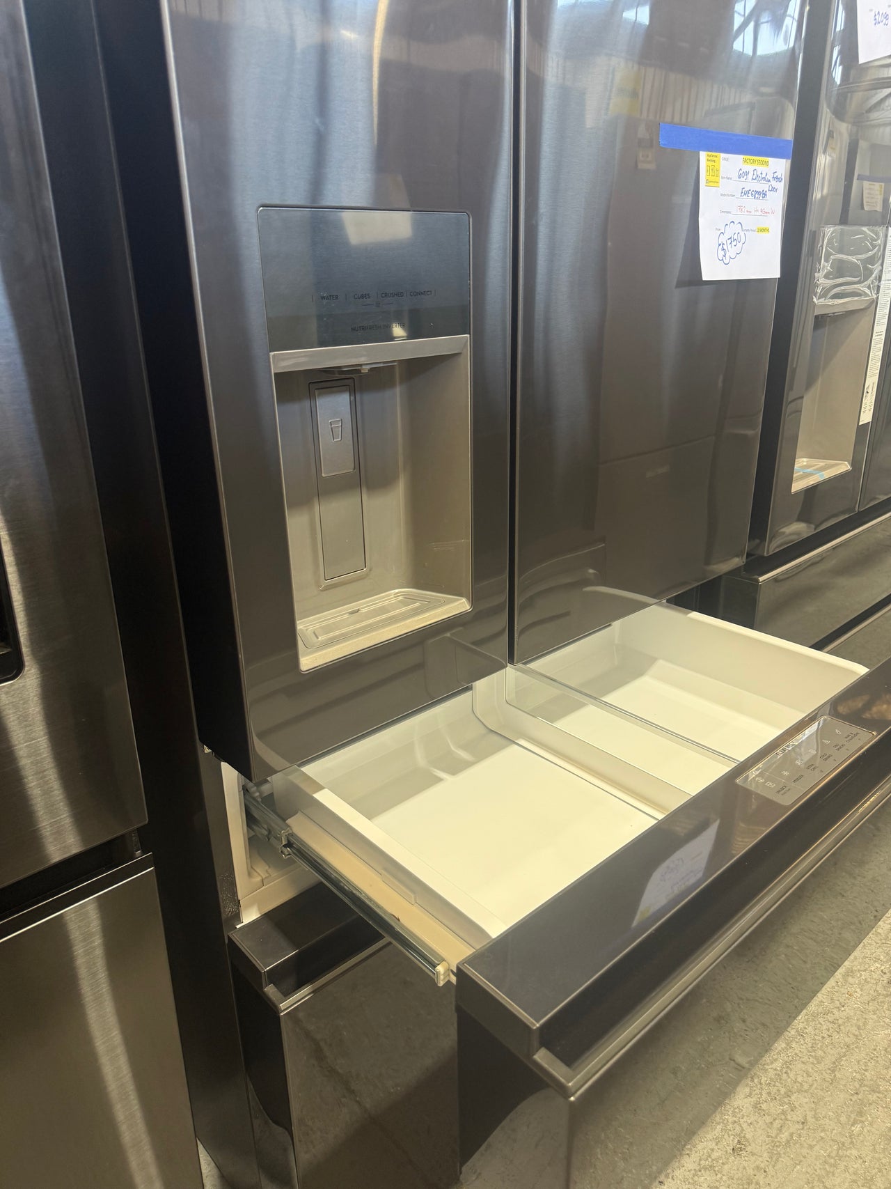 Factory second Electrolux EHE6899BA 609 L French Door Refrigerator – Dark Stainless Steel - Second Hand Appliances Geebung