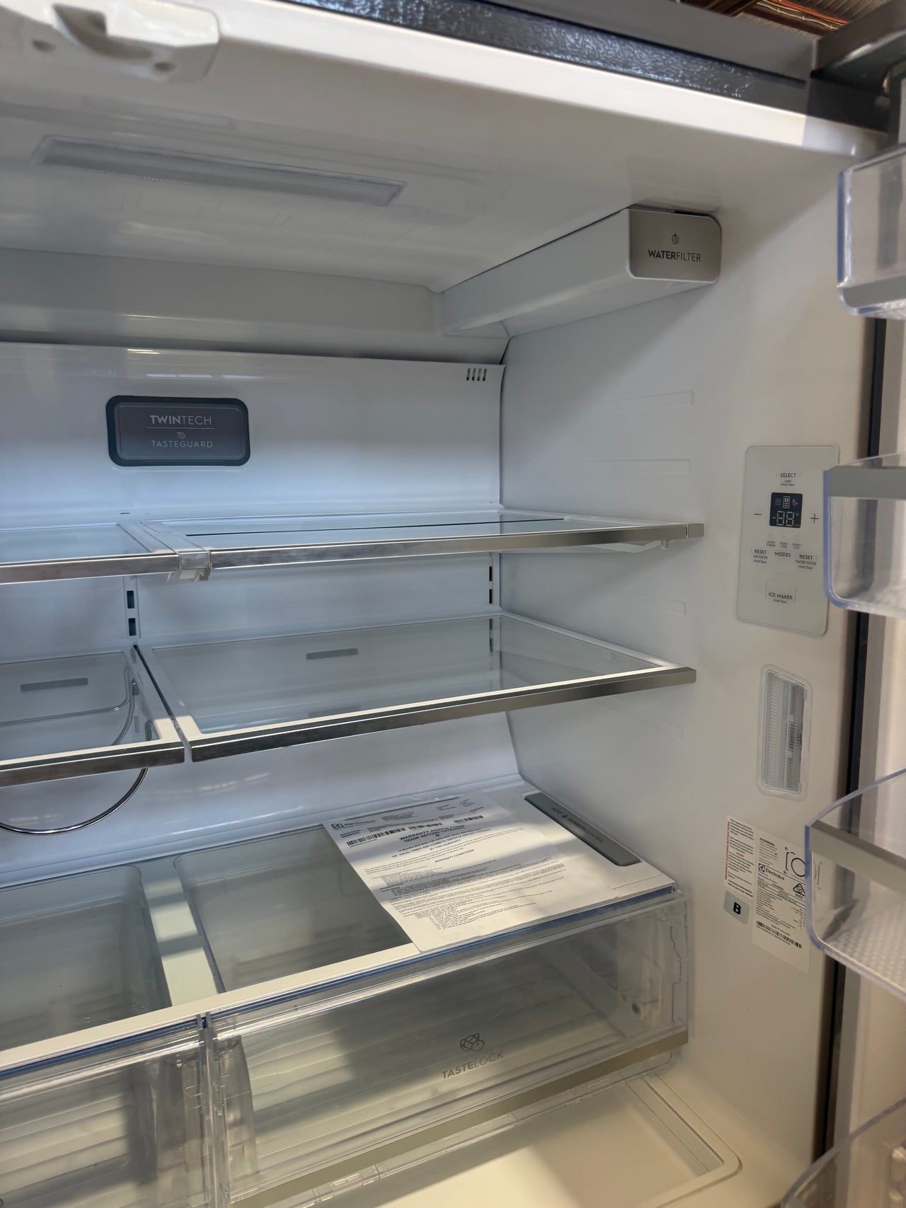 Factory second Electrolux EHE6899BA 609 L French Door Refrigerator – Dark Stainless Steel - Second Hand Appliances Geebung