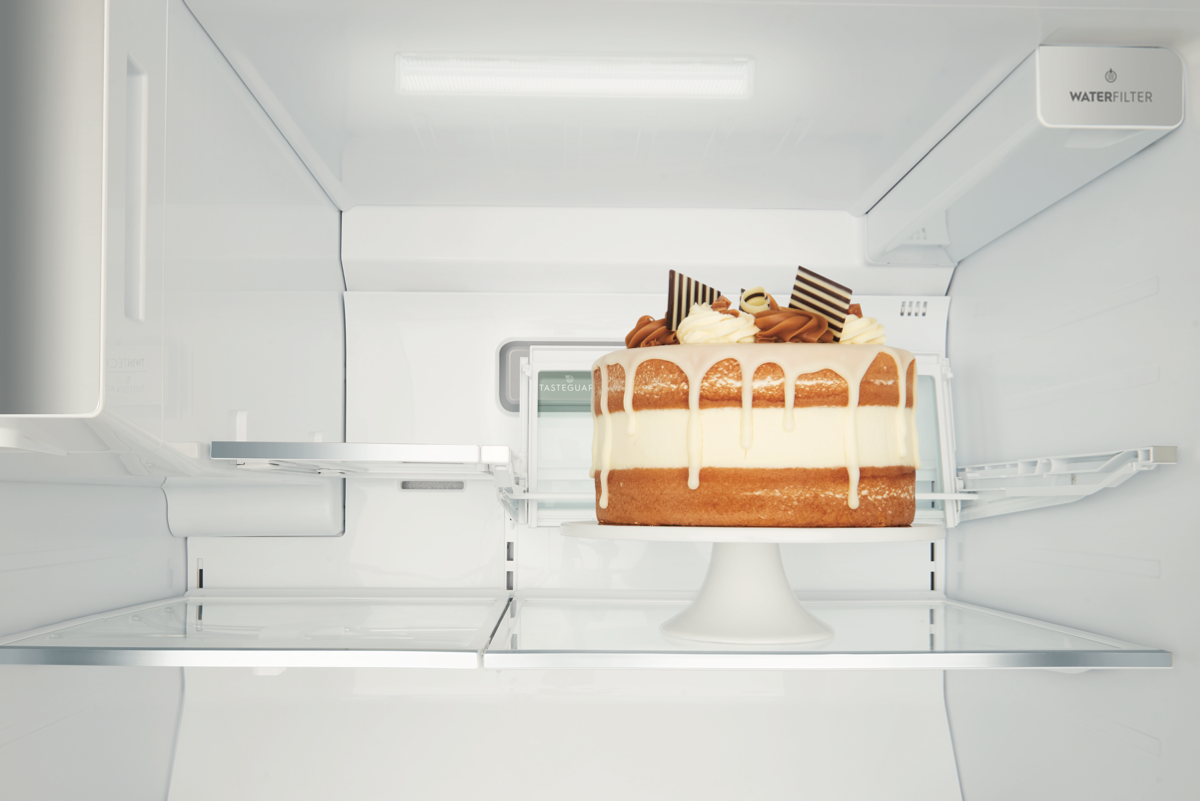 Factory second Electrolux EHE6899BA 609 L French Door Refrigerator – Dark Stainless Steel - Second Hand Appliances Geebung