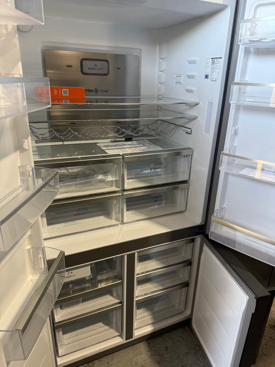 Factory second Electrolux EQE5657BA — 562 L UltimateTaste 700 French-Door Fridge - Second Hand Appliances Geebung