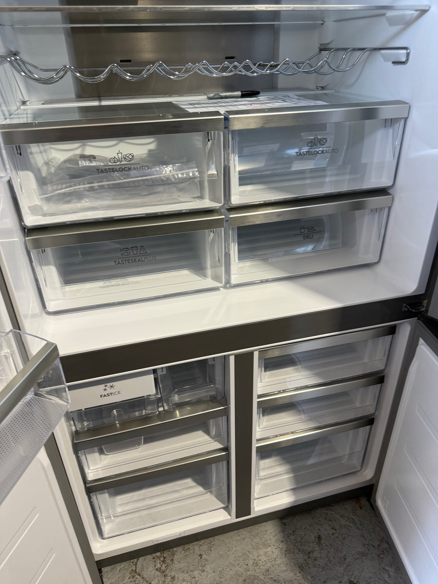 Factory second Electrolux EQE5657BA — 562 L UltimateTaste 700 French-Door Fridge - Second Hand Appliances Geebung