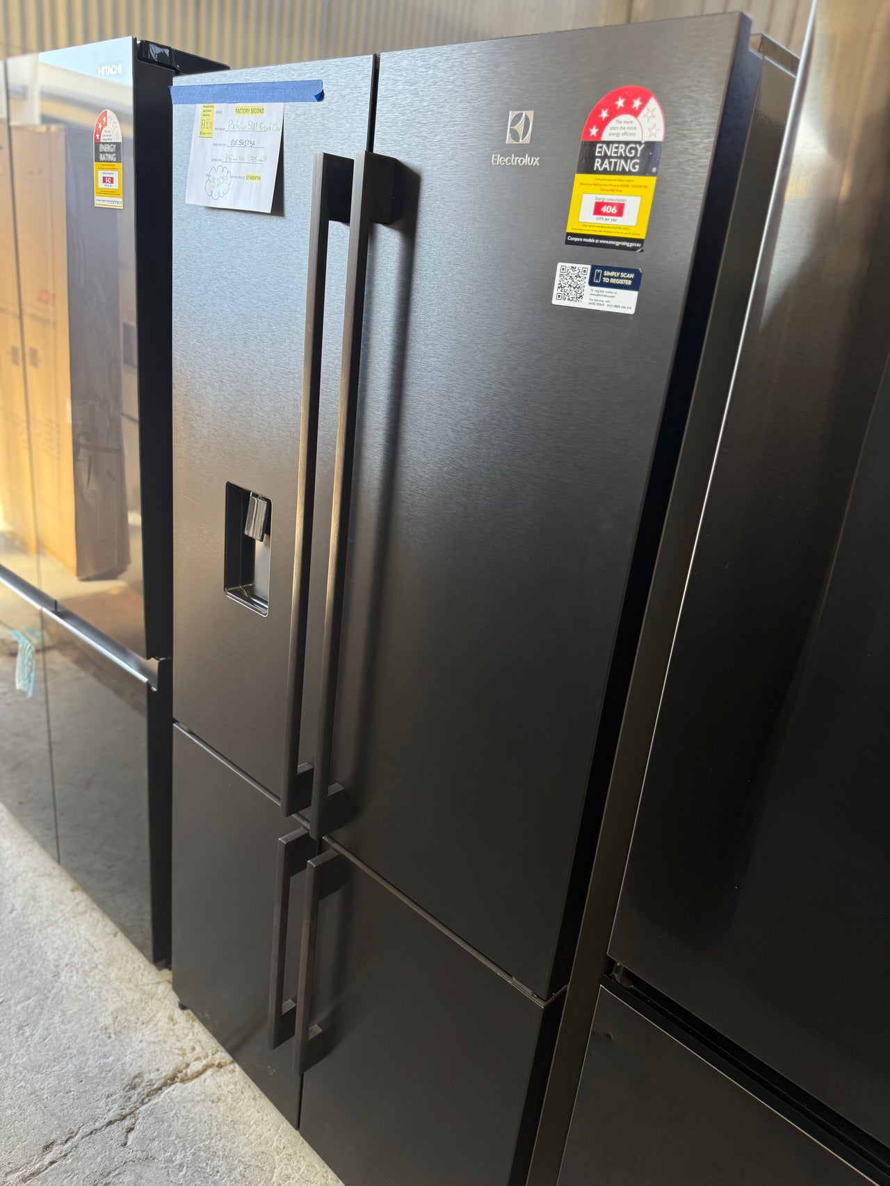 Factory second Electrolux EQE5657BA — 562 L UltimateTaste 700 French-Door Fridge - Second Hand Appliances Geebung