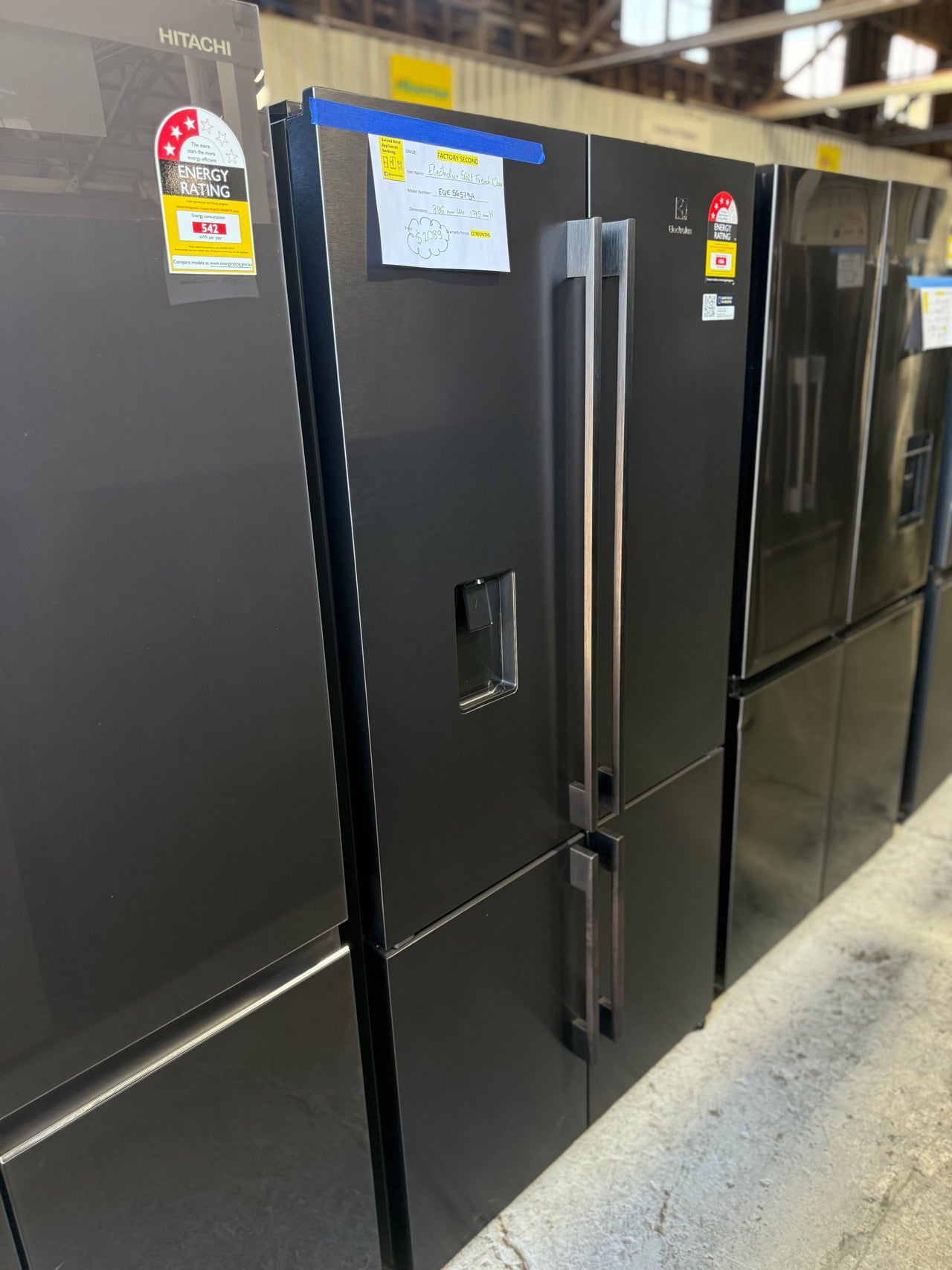 Factory second Electrolux EQE5657BA — 562 L UltimateTaste 700 French-Door Fridge - Second Hand Appliances Geebung