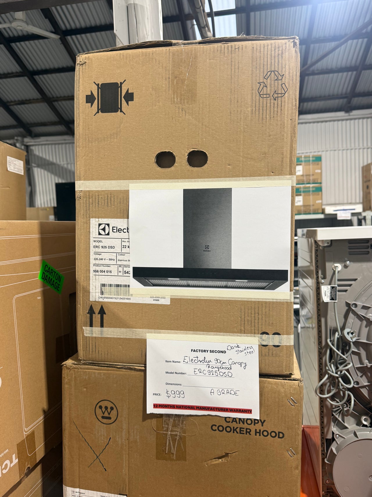 Factory second Electrolux ERC925DSD 90cm Canopy Rangehood(NAT) - Second Hand Appliances Geebung