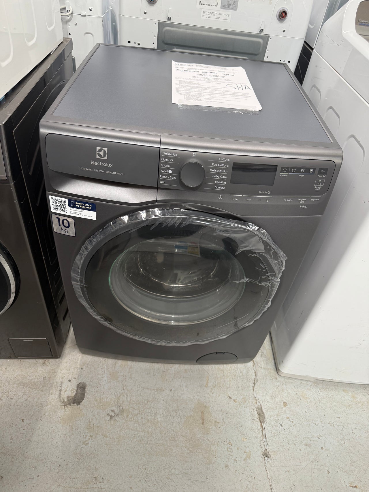 Buy Factory second Electrolux EWF1043R7SC 10kg UltimateCare 700 Front Load Washing Machine – Dark Onyx |  | [product_variant] | Second Hand Appliances Geebung Brisbane