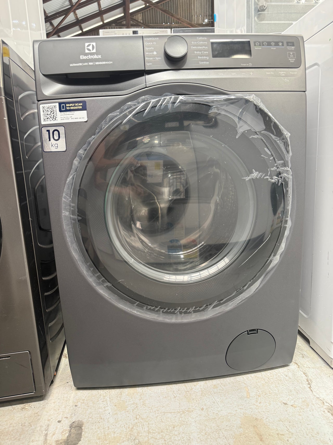 Buy Factory second Electrolux EWF1043R7SC 10kg UltimateCare 700 Front Load Washing Machine – Dark Onyx |  | [product_variant] | Second Hand Appliances Geebung Brisbane