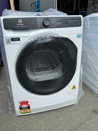 Thumbnail for Factory second Electrolux UltimateCare 700 Matching Laundry Set – 12kg Washer + 8kg Heat Pump Dryer - Second Hand Appliances Geebung