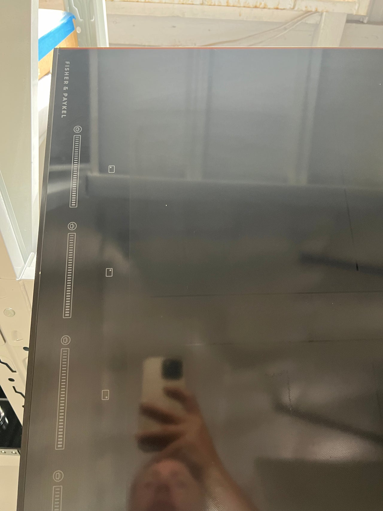 Factory second FISHER & PAYKEL 60CM INDUCTION COOKTOP BLACK GLASS CI604DTB4 - Second Hand Appliances Geebung