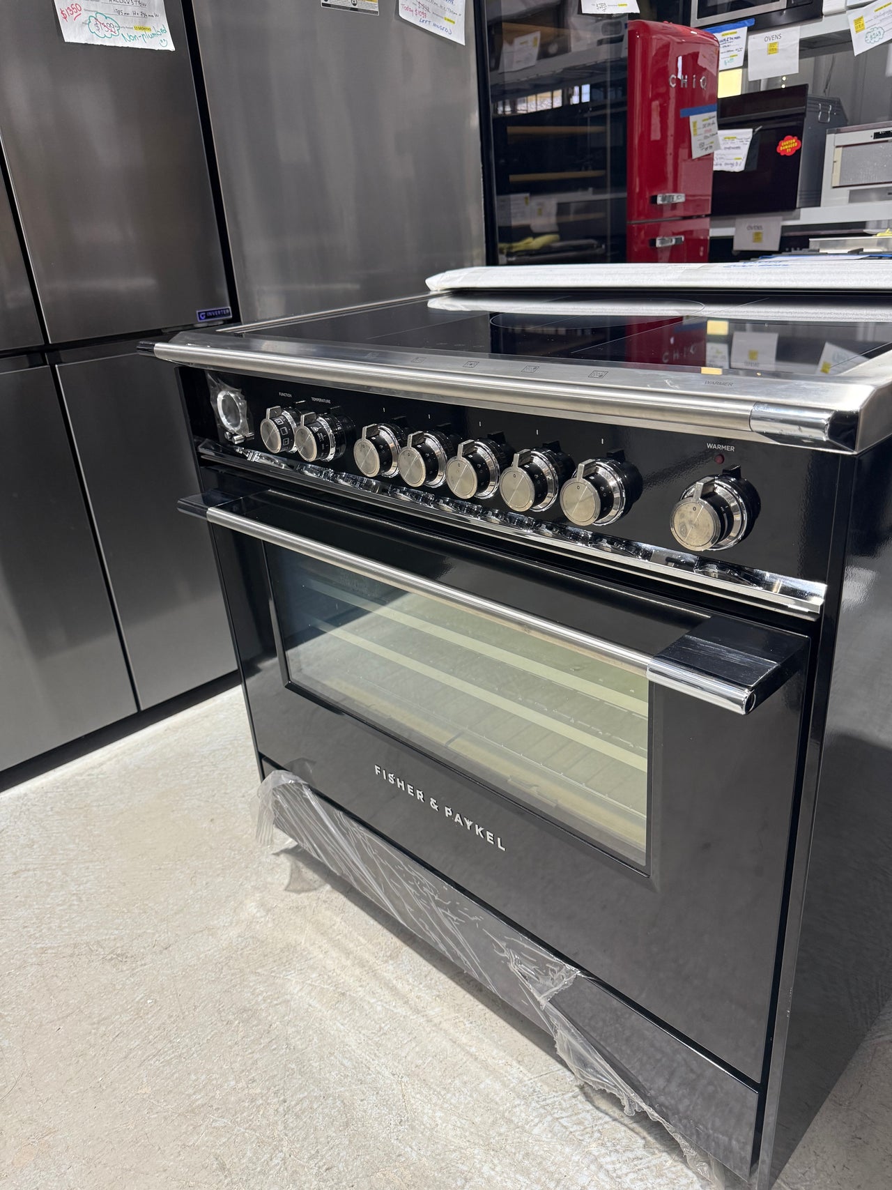 Factory second FISHER & PAYKEL 90CM FREESTANDING ELECTRIC PYROLYTIC OVEN/STOVE OR90SCI6B1 - Second Hand Appliances Geebung