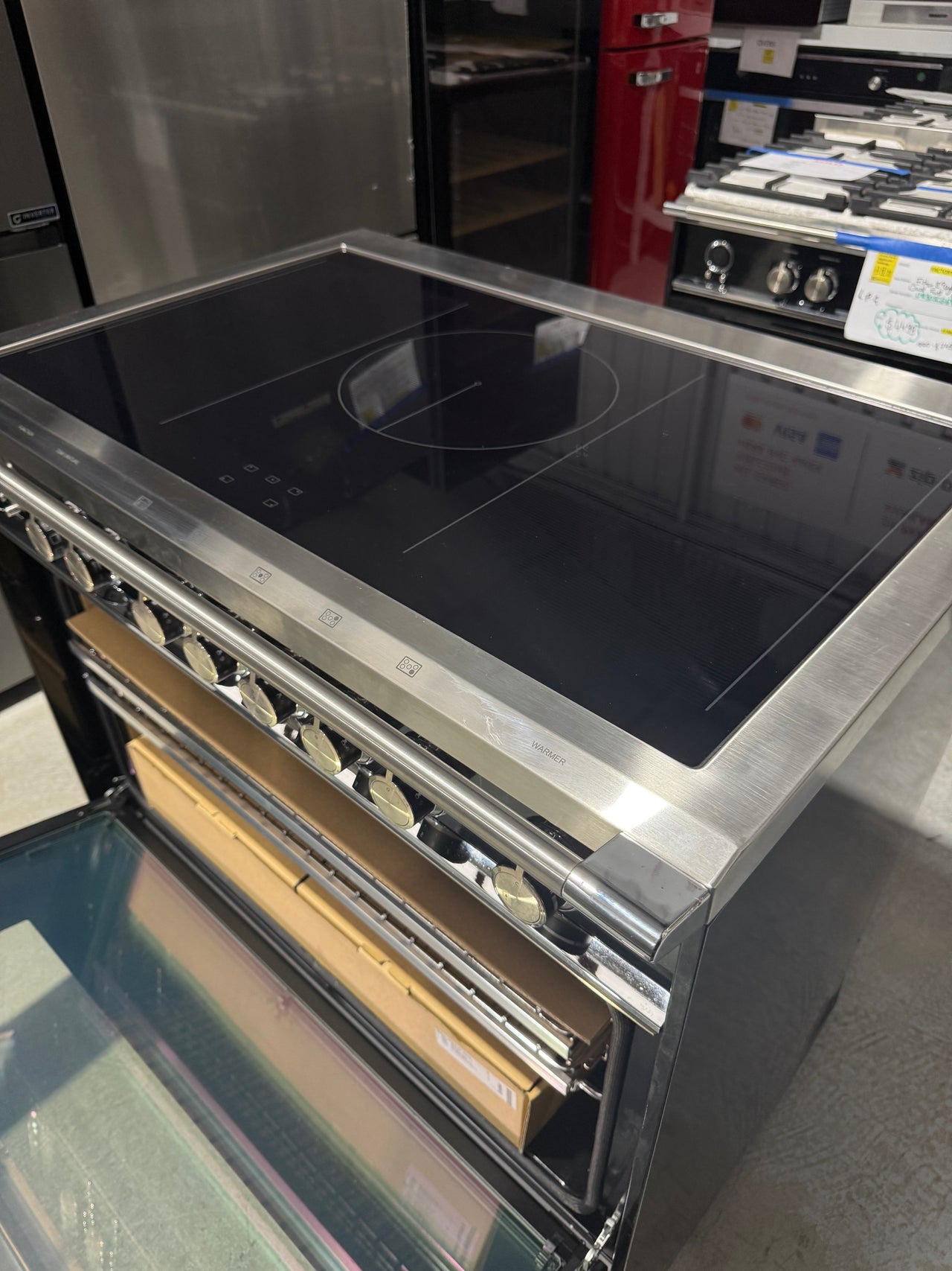 Factory second FISHER & PAYKEL 90CM FREESTANDING ELECTRIC PYROLYTIC OVEN/STOVE OR90SCI6B1 - Second Hand Appliances Geebung