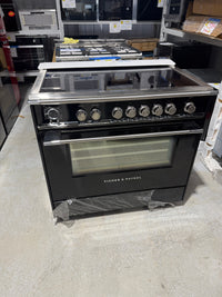 Thumbnail for Factory second FISHER & PAYKEL 90CM FREESTANDING ELECTRIC PYROLYTIC OVEN/STOVE OR90SCI6B1 - Second Hand Appliances Geebung