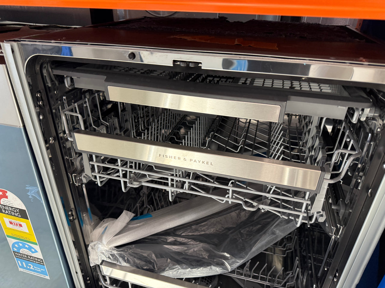 Factory second FISHER PAYKEL SERIES 7 TALL BUILT UNDER DISHWASHER WITH SANITISE BLACK DW60UZT4B2 - Second Hand Appliances Geebung